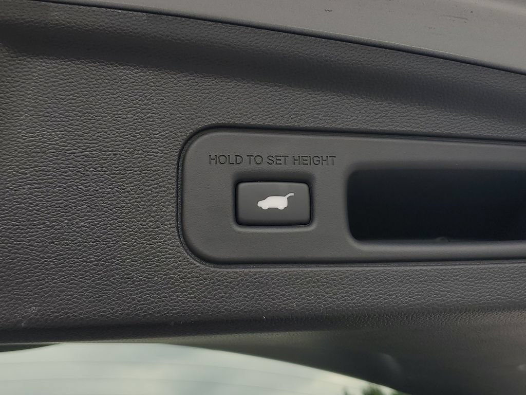 Certified 2026 Acura MDX FWD image 10