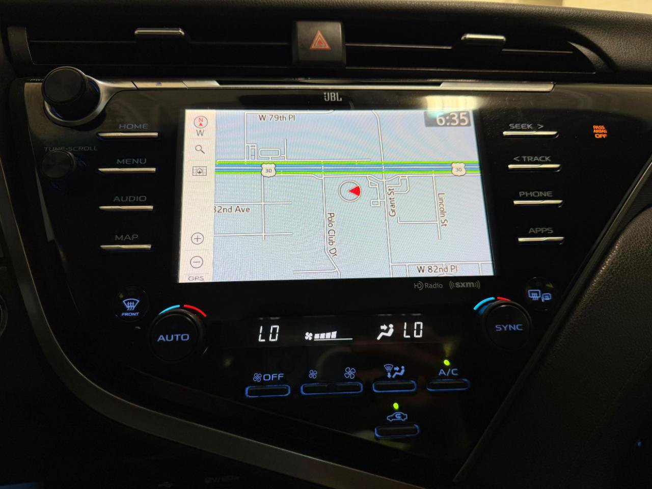 Used 2020 Toyota Camry XSE w/ Navigation Package FWD image 40