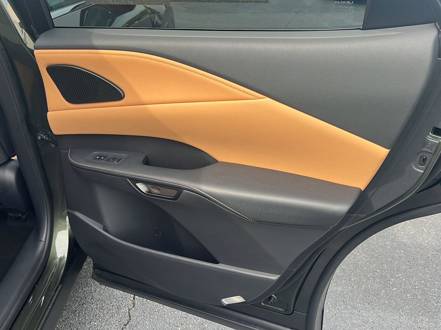 Certified 2025 Lexus RX 350 Premium w/ Accessory Package (Z1) image 15