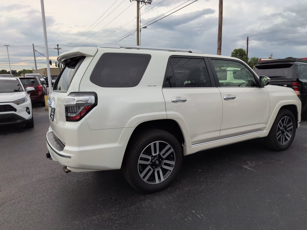 Used 2018 Toyota 4Runner Limited AWD/4WD image 5