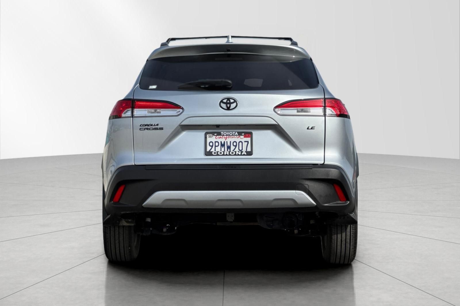 Used 2024 Toyota Corolla Cross LE image 5