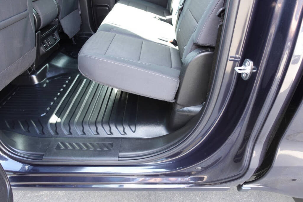 Used 2024 Chevrolet Silverado 1500 W/T w/ WT Fleet Convenience Package AWD/4WD image 20