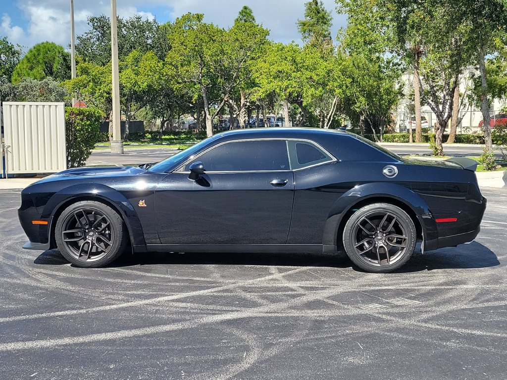 Used 2021 Dodge Challenger R/T Scat Pack RWD image 11
