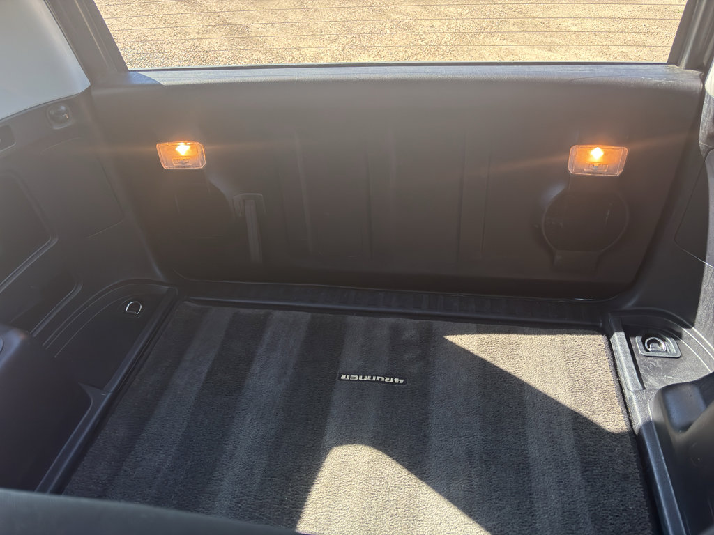 Used 2016 Toyota 4Runner SR5 AWD/4WD image 12