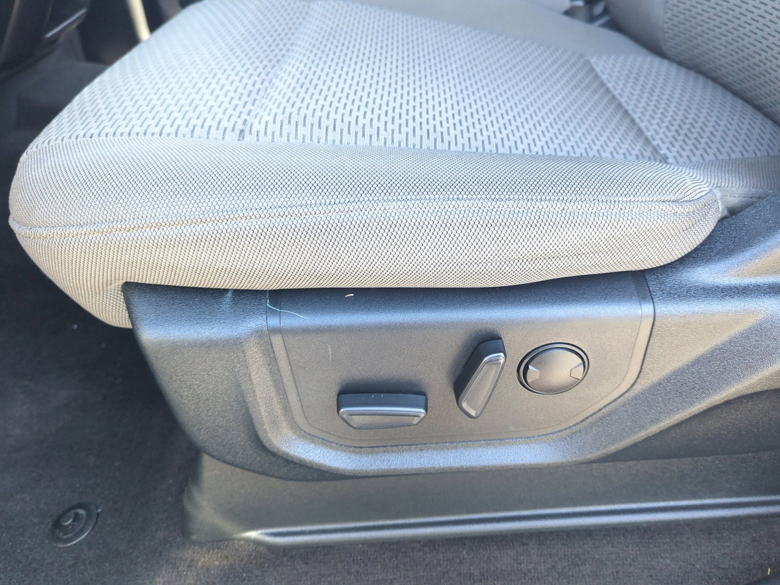 Used 2020 Ford F150 XLT w/ Equipment Group 302A Luxury image 14