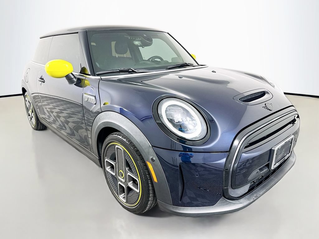 Used 2022 MINI Cooper SE FWD image 3