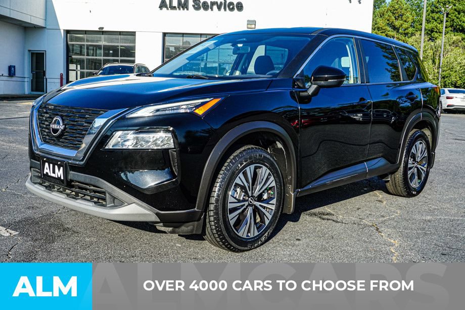 Used 2023 Nissan Rogue SV FWD image 2