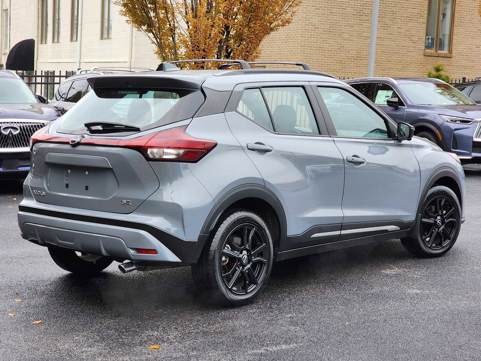 Used 2024 Nissan Kicks SR w/ Interior Electronics Package image 10