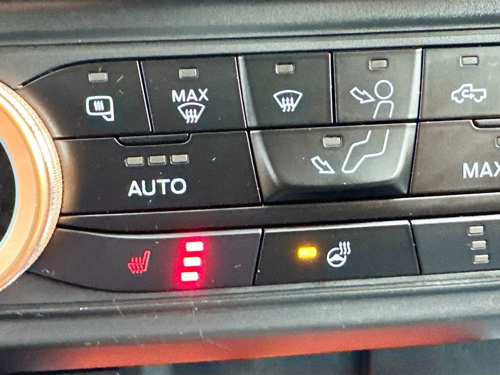 Used 2023 Ford Maverick XLT w/ XLT Luxury Package image 17