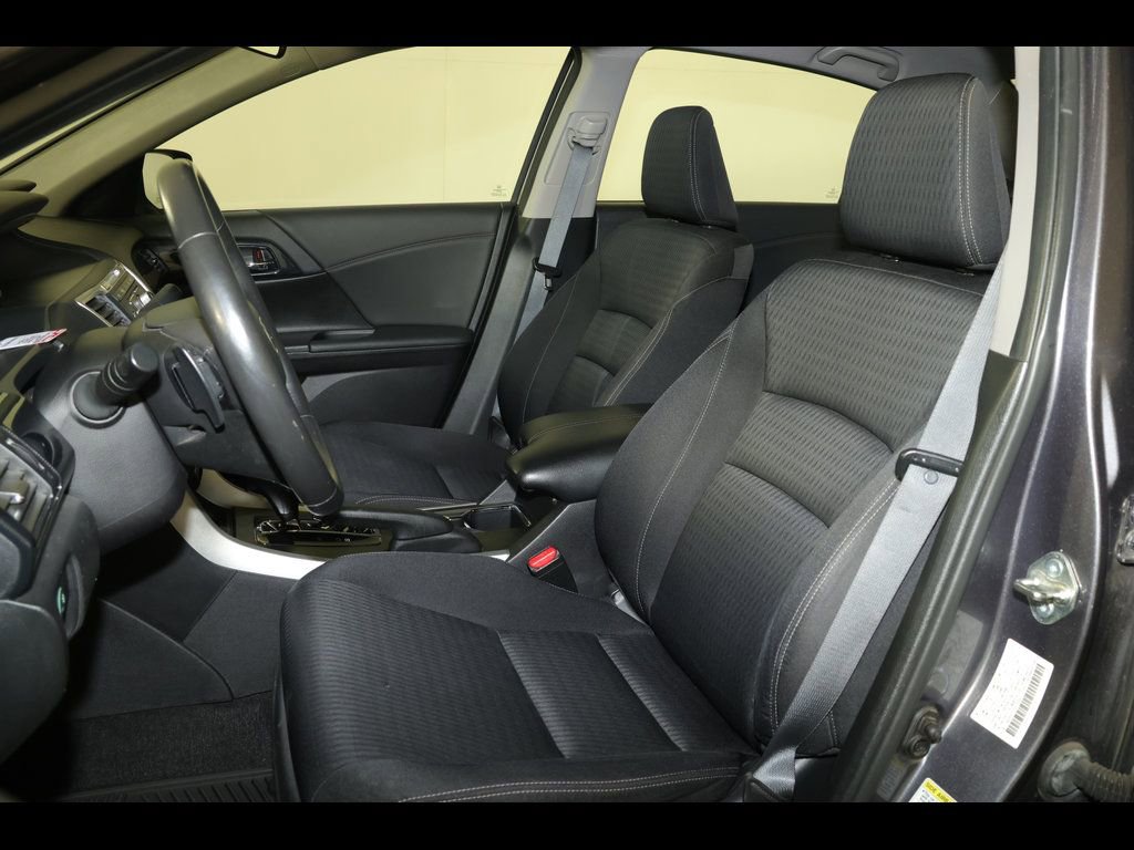 Used 2015 Honda Accord Sport image 11