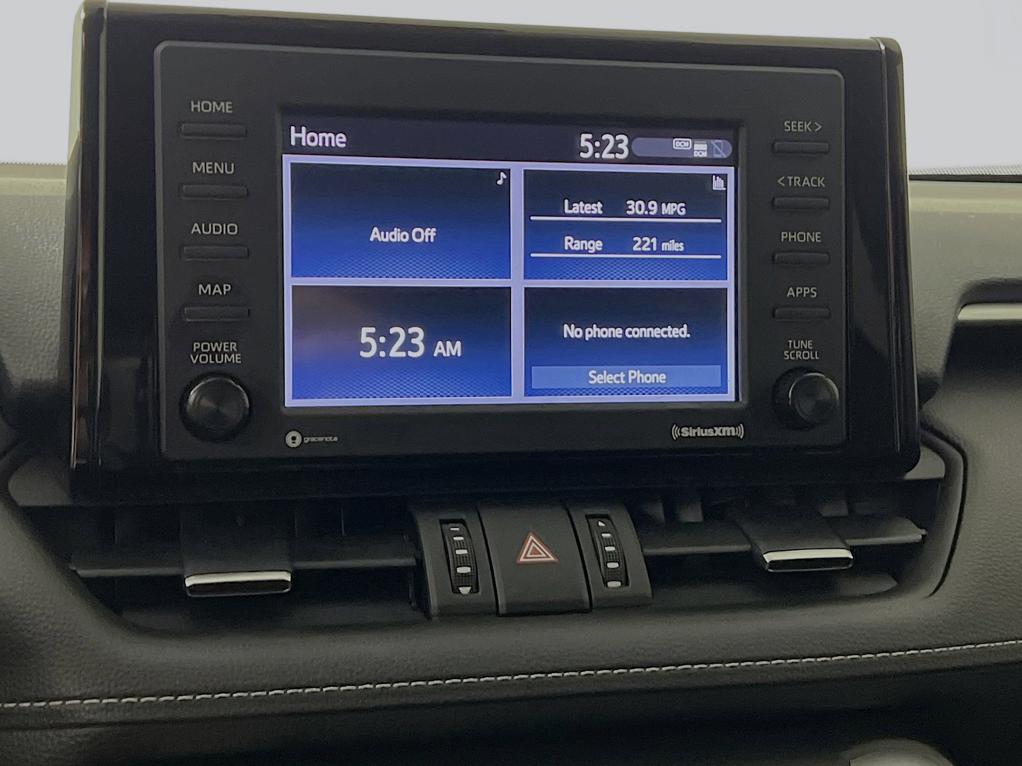 Used 2022 Toyota RAV4 XLE Premium image 27