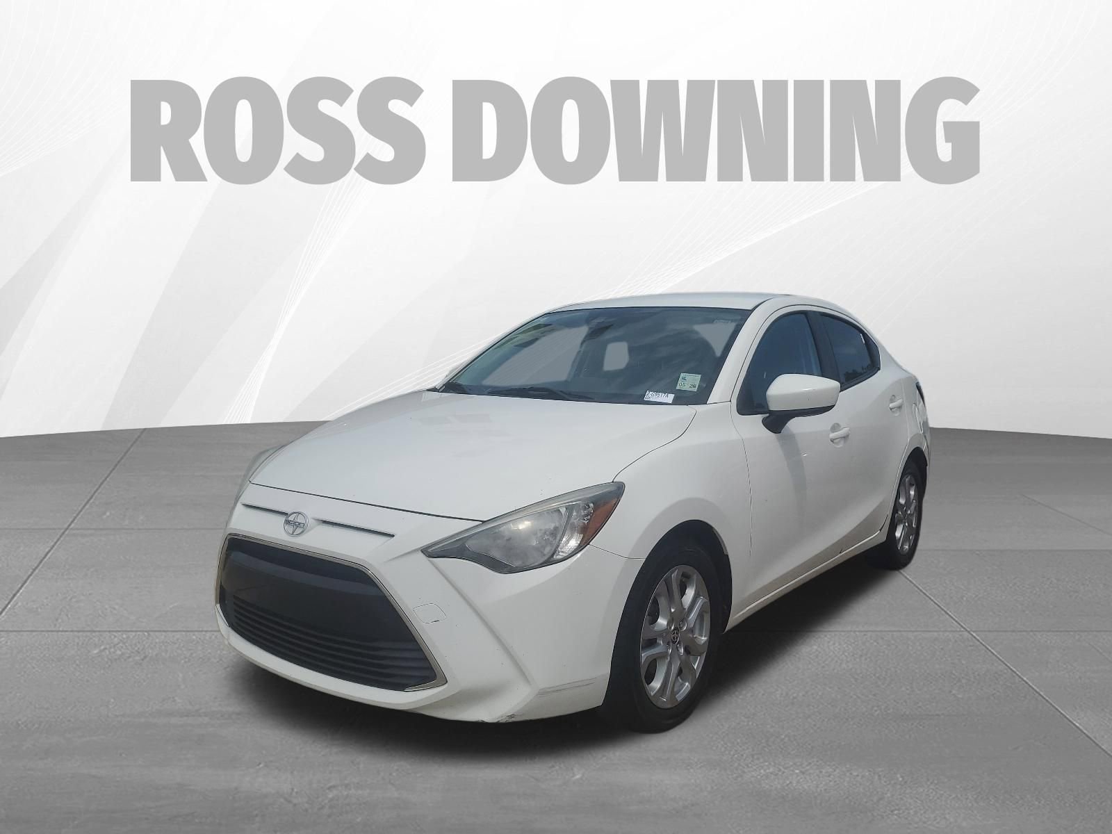 Used 2016 Scion iA FWD image 3