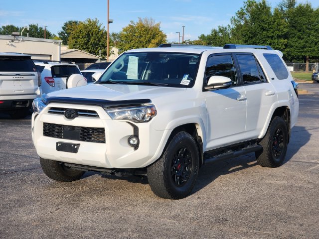 Used 2023 Toyota 4Runner SR5 Premium w/ Moonroof Package AWD/4WD image 3