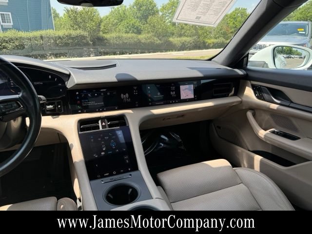 Used 2021 Porsche Taycan 4S AWD/4WD image 21