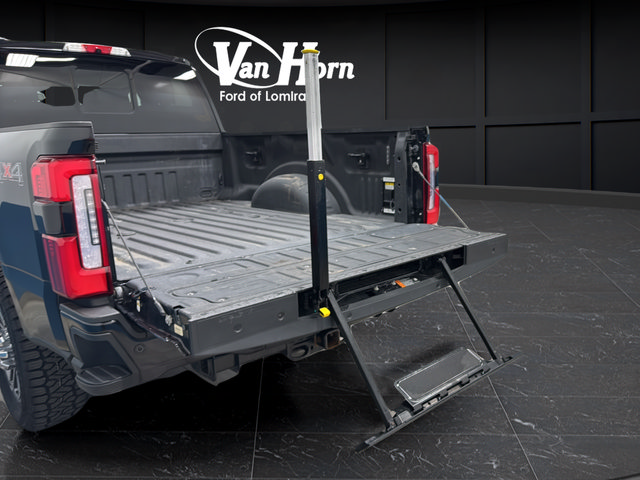 Used 2023 Ford F250 Limited AWD/4WD image 31