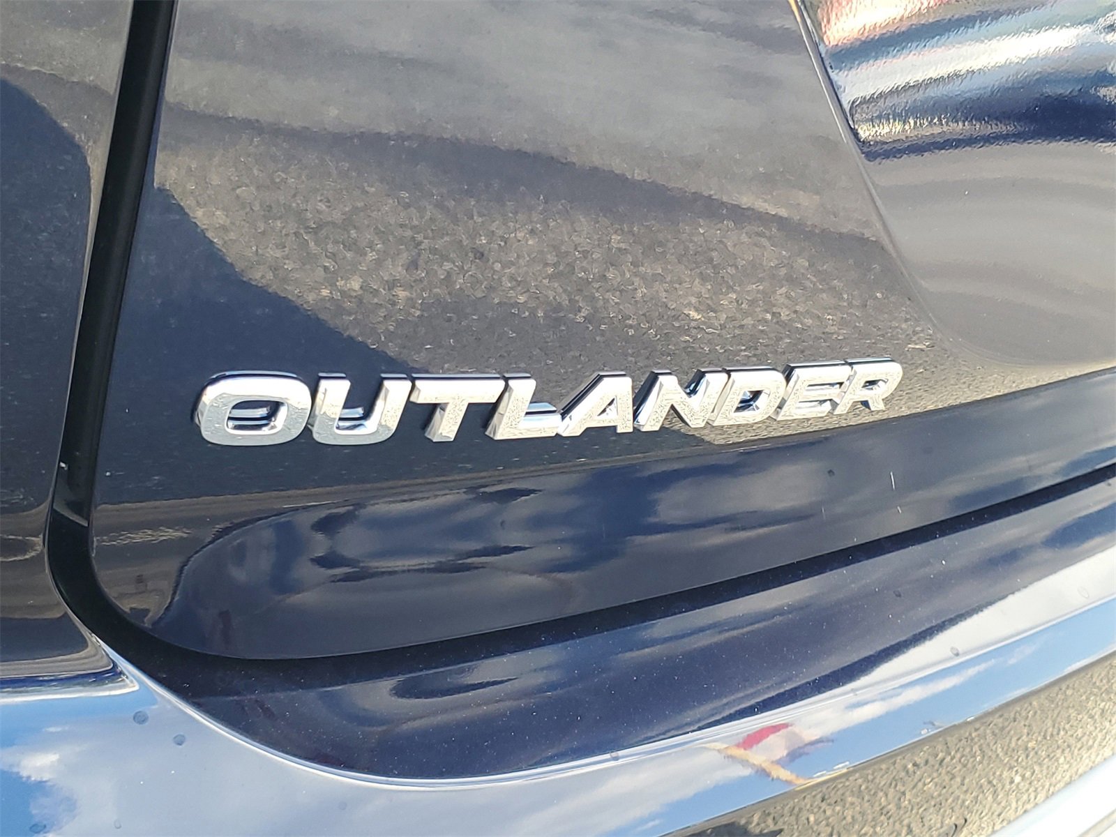 New 2025 Mitsubishi Outlander SEL image 28