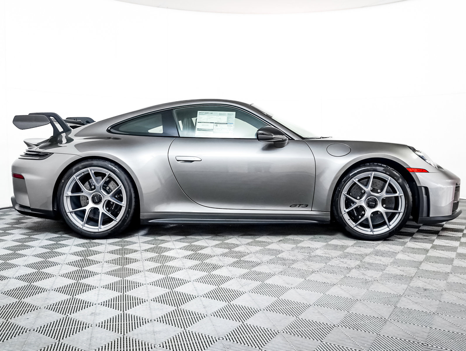 Used 2026 Porsche 911 GT3 image 9