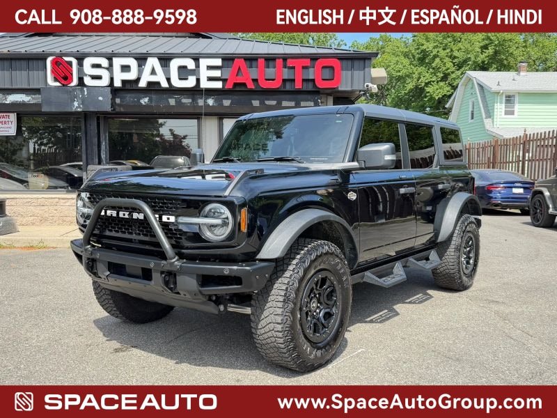 Used 2023 Ford Bronco Wildtrak AWD/4WD image 1