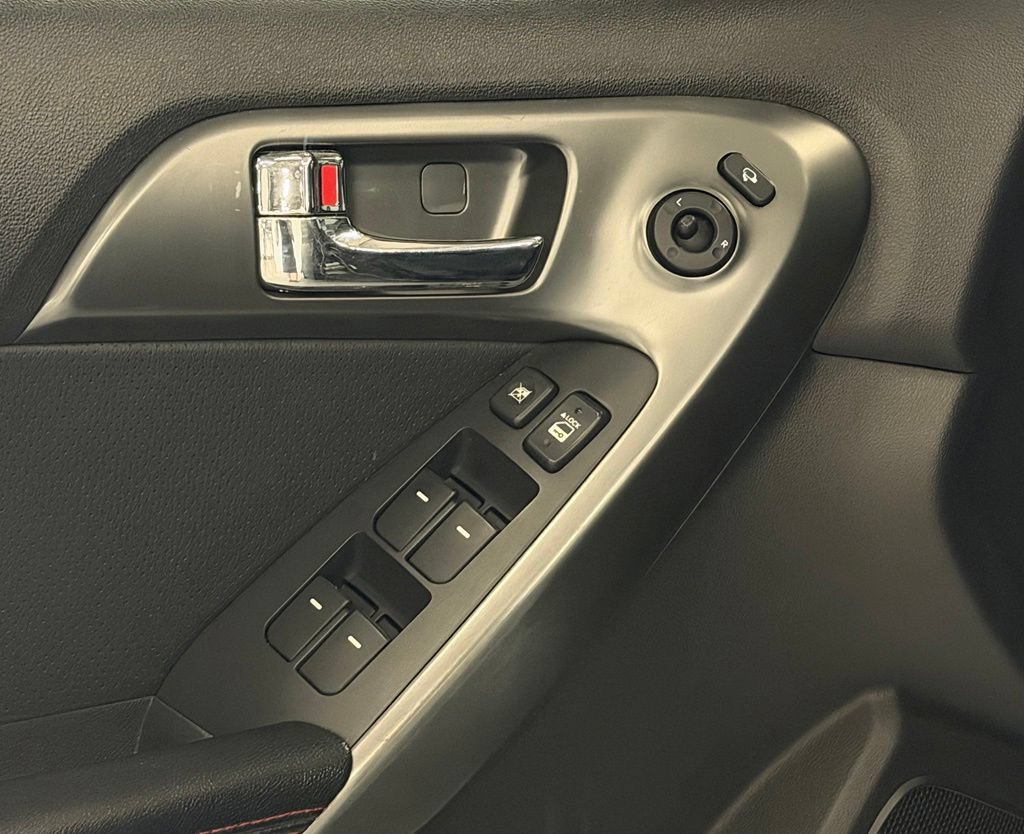 Used 2013 Kia Forte SX w/ Leather Pkg FWD image 13
