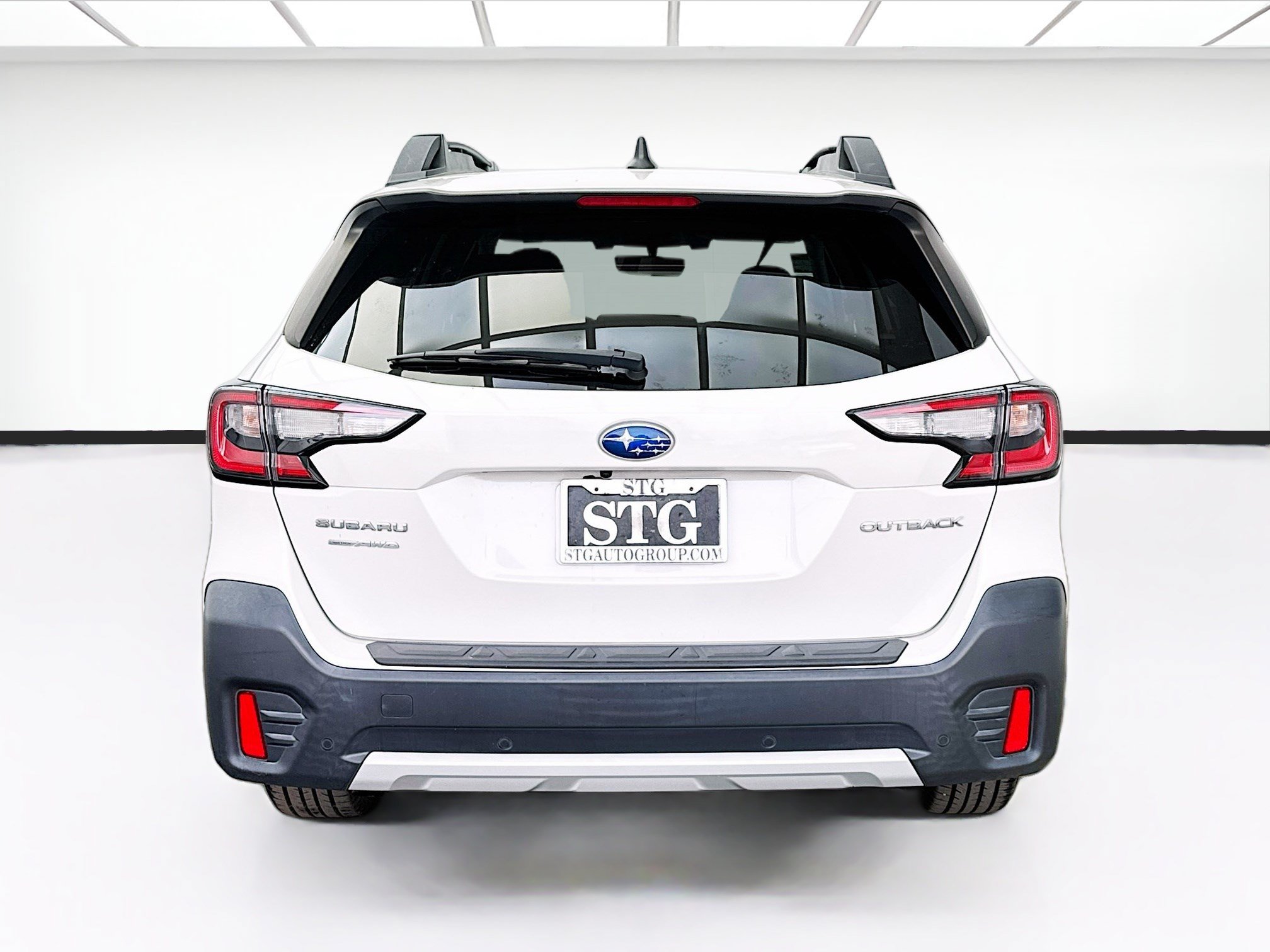Used 2022 Subaru Outback Limited AWD/4WD image 5