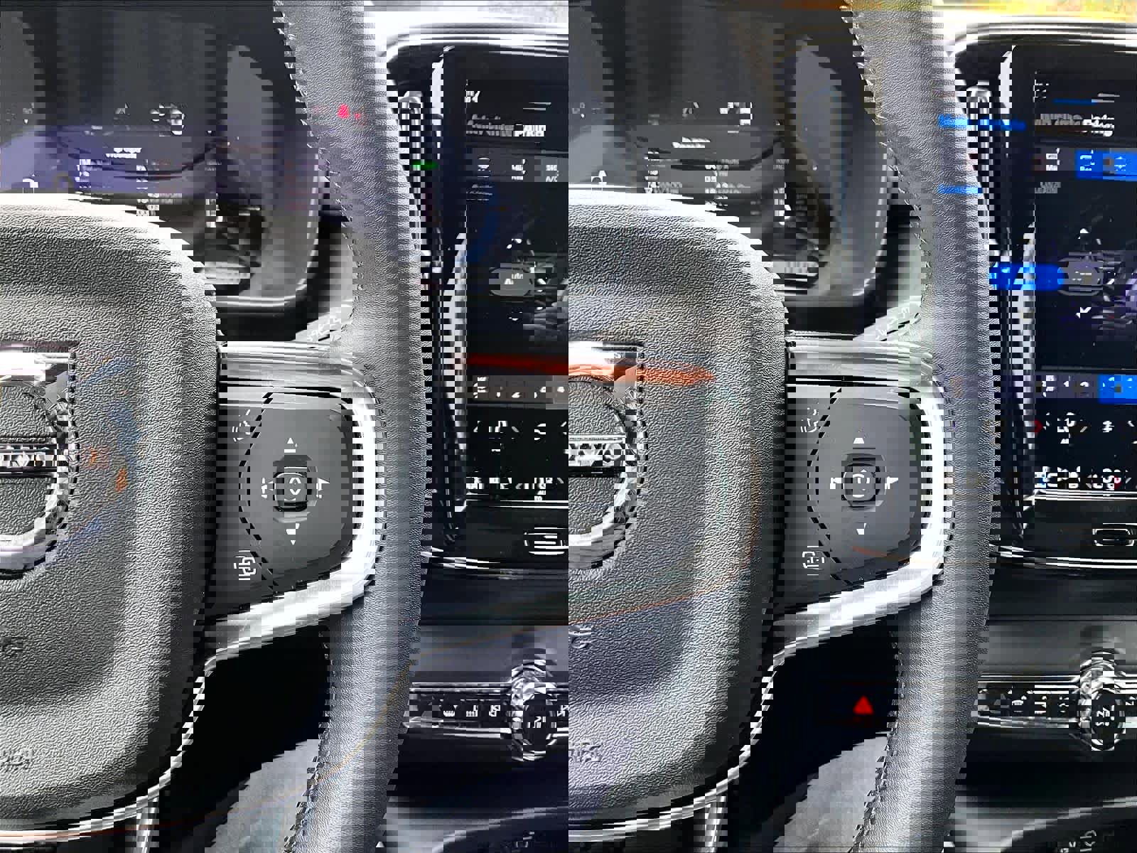 Used 2023 Volvo XC40 Recharge Ultimate AWD/4WD image 21