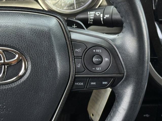 Used 2022 Toyota Camry SE FWD image 15
