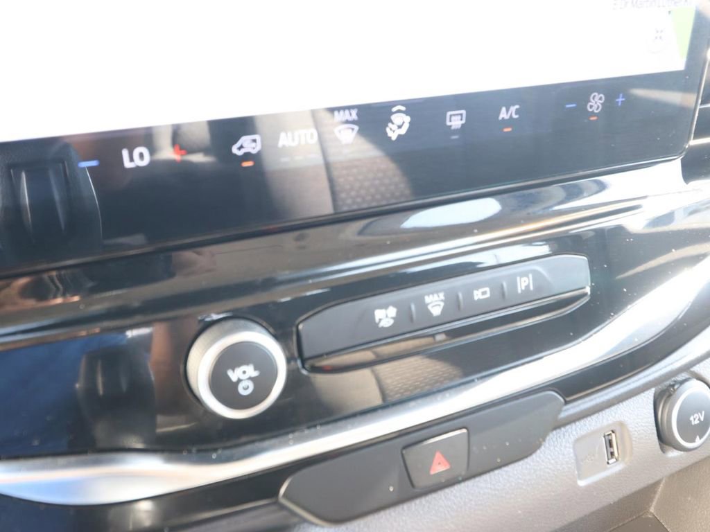 Certified 2023 Ford Transit 350 XLT image 23