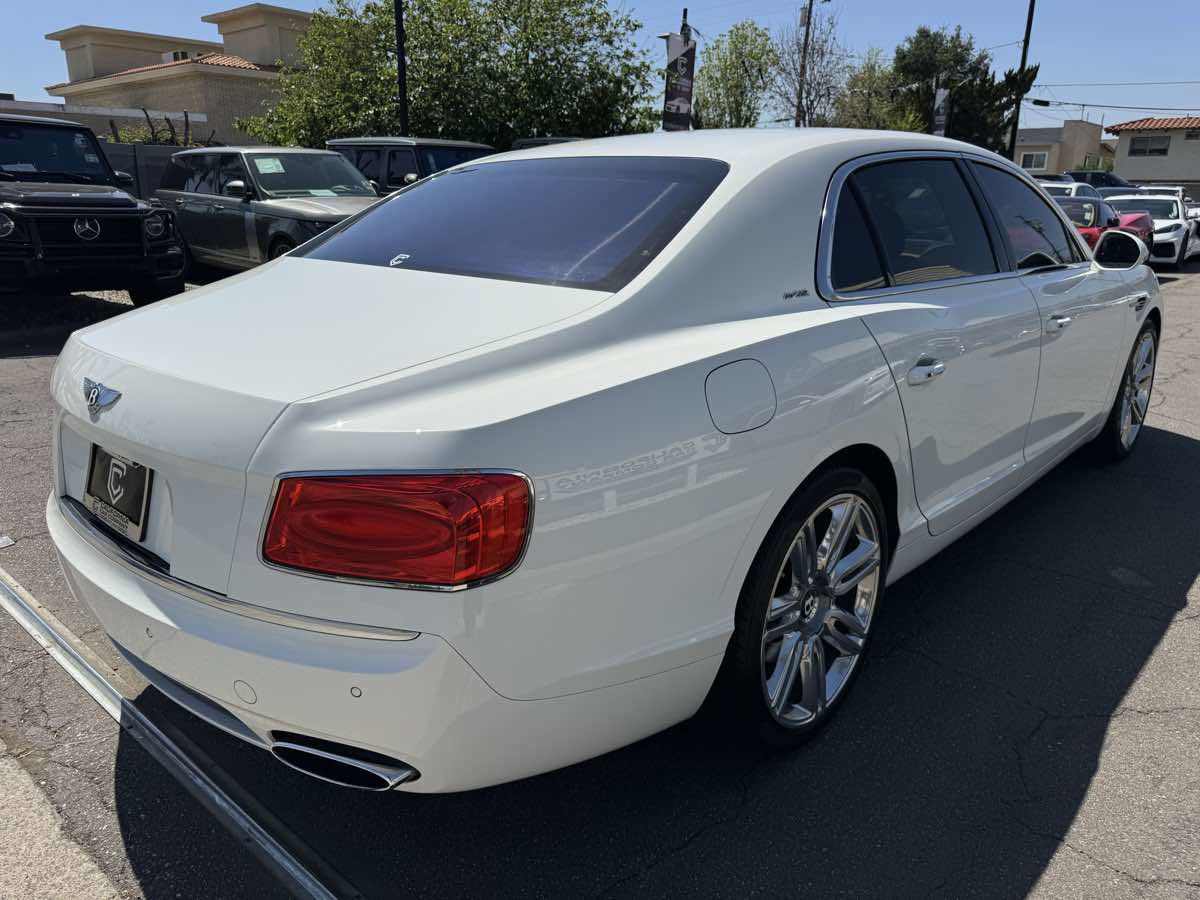 Used 2016 Bentley Flying Spur W12 image 7
