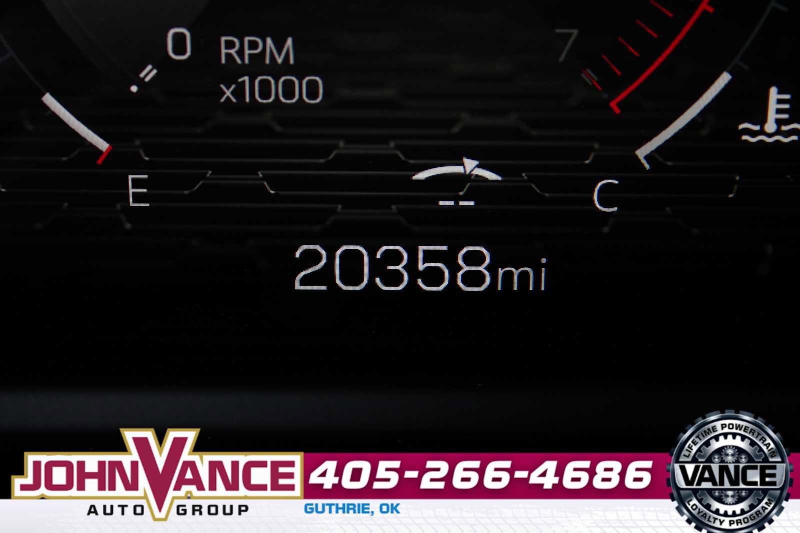 Used 2025 GMC Acadia Elevation image 38