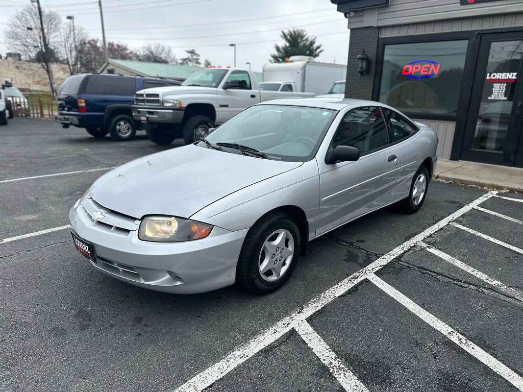 Used 2003 Chevrolet Cavalier Coupe w/ Preferred Equipment Group image 7