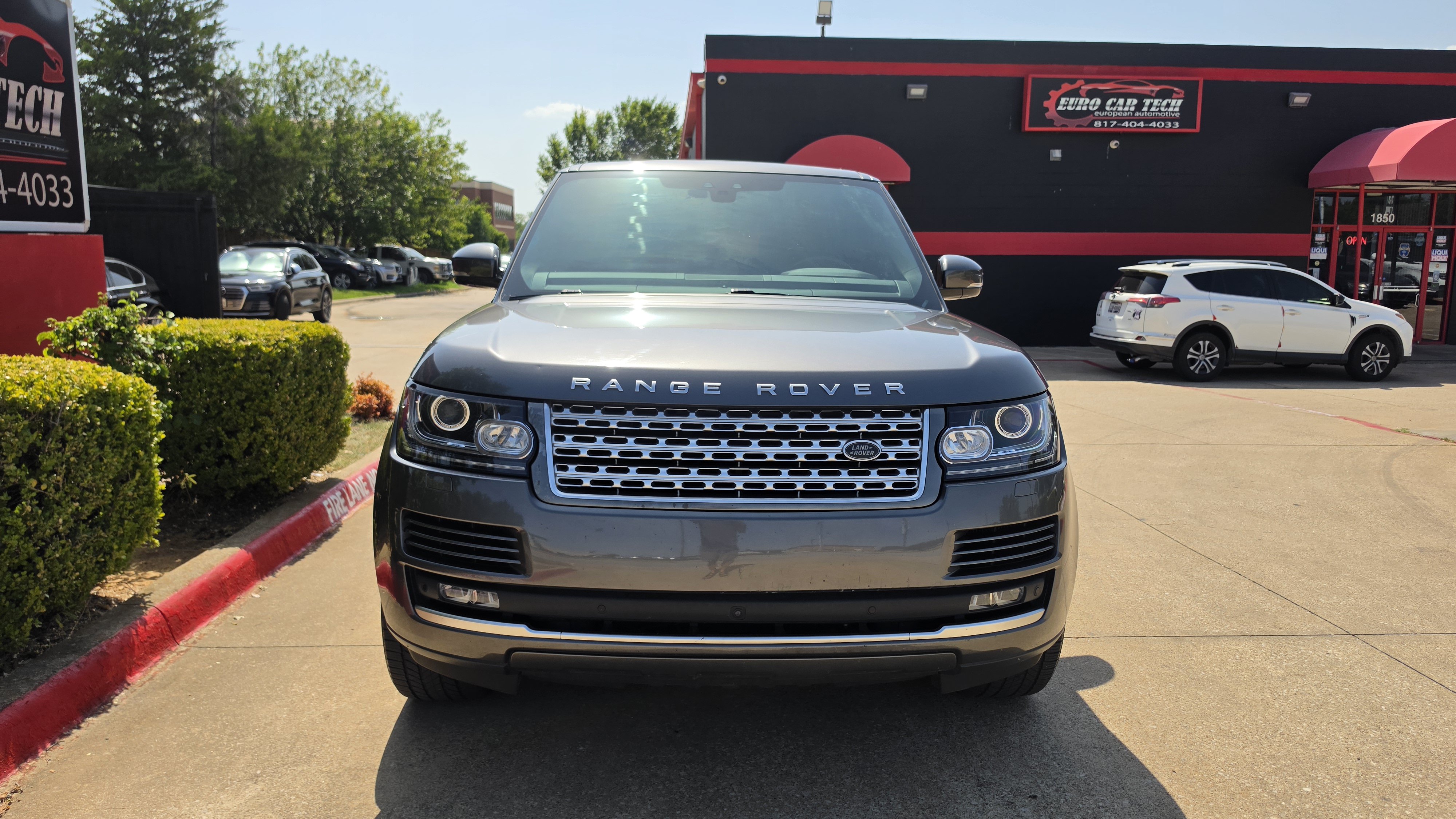 Used 2017 Land Rover Range Rover Supercharged AWD/4WD image 5