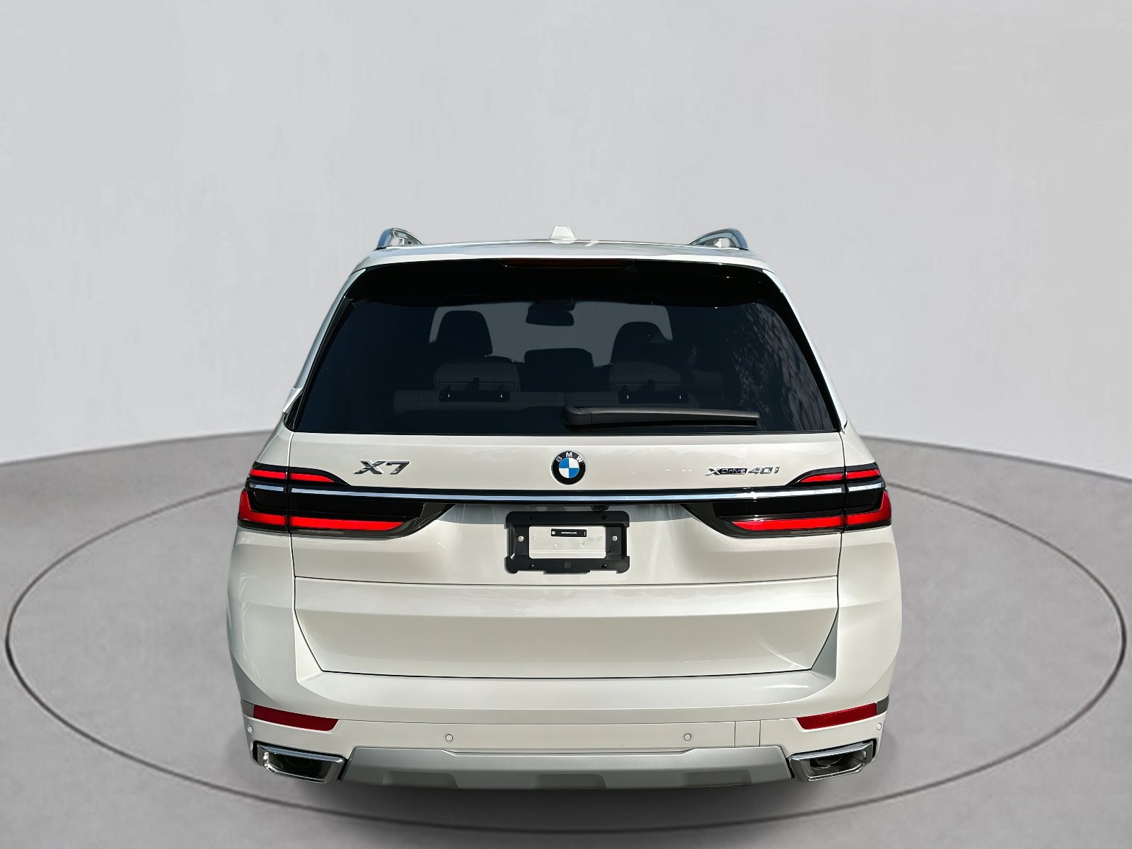 New 2026 BMW X7 xDrive40i w/ Premium Package image 4