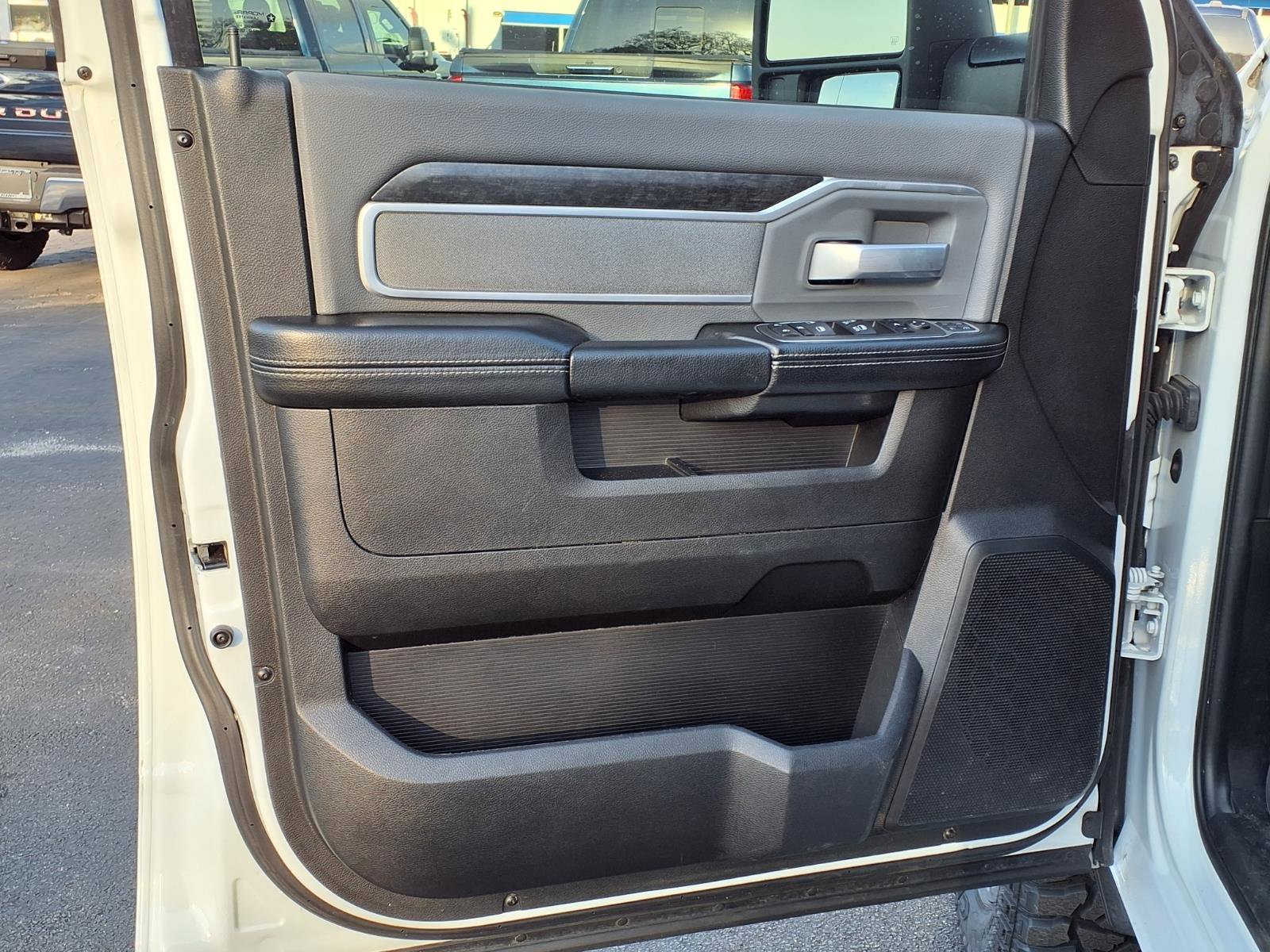 Used 2023 RAM 2500 Big Horn w/ Level 1 Equipment Group image 14