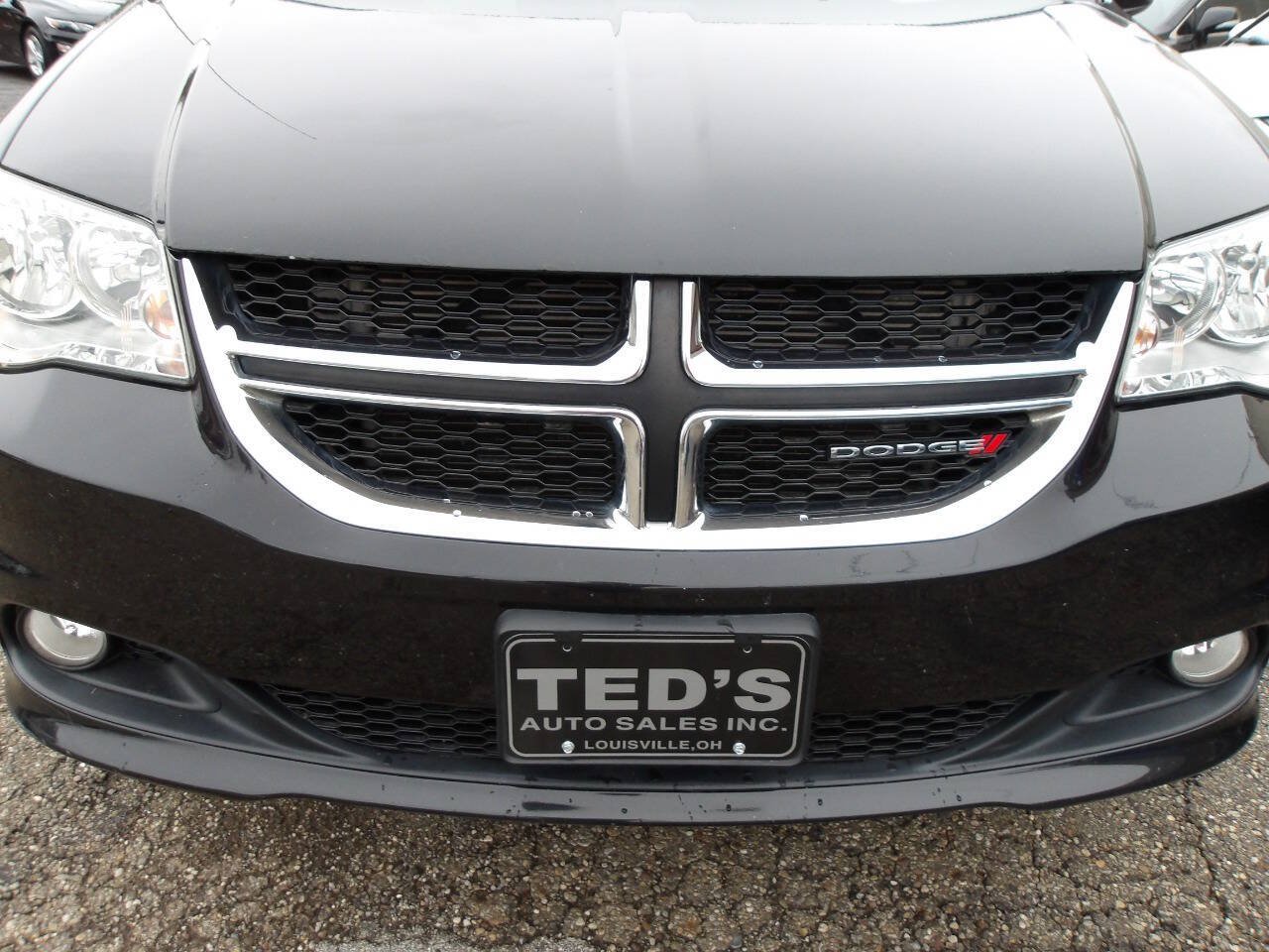 Used 2017 Dodge Grand Caravan SXT w/ Rear Park Assist Package FWD image 35