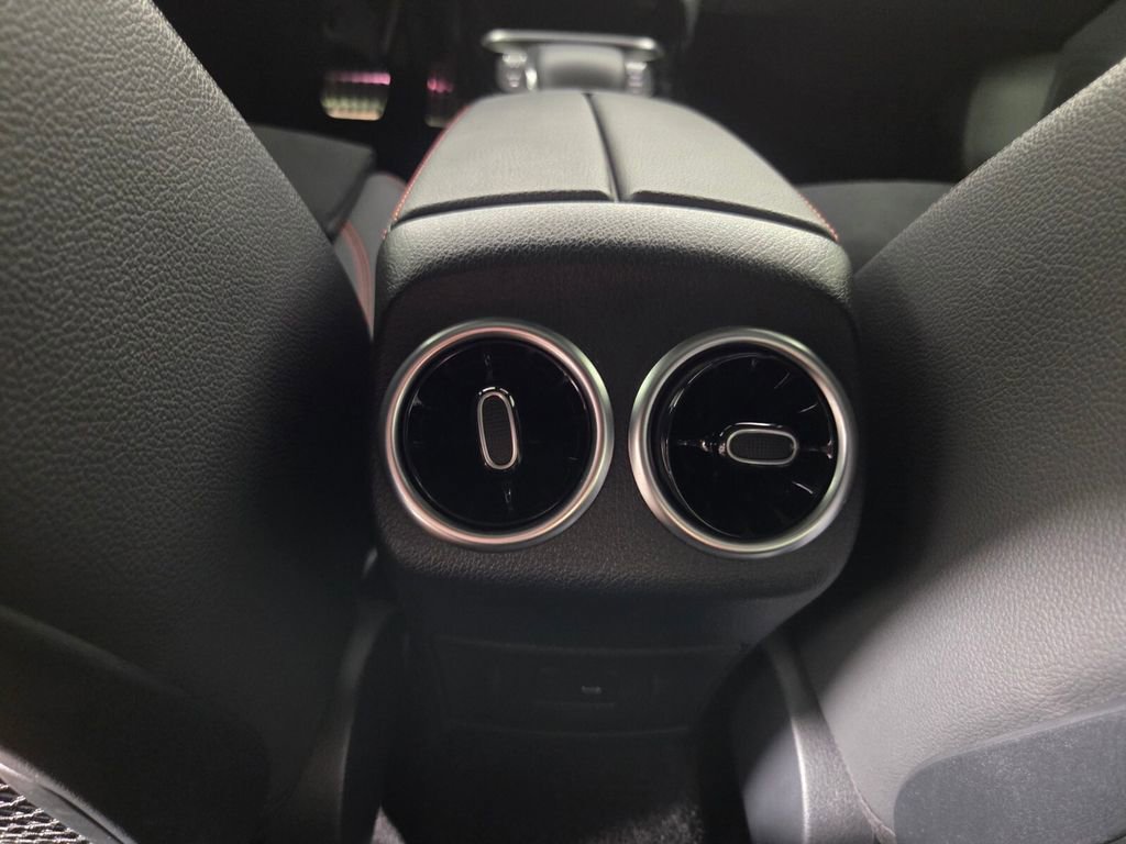 Used 2023 Mercedes-Benz CLA 35 AMG 4MATIC w/ Exterior Lighting Package image 27