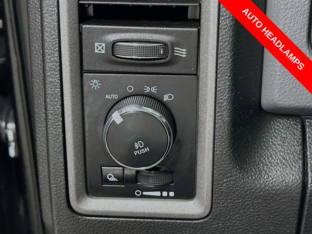 Used 2018 RAM 1500 Express image 9