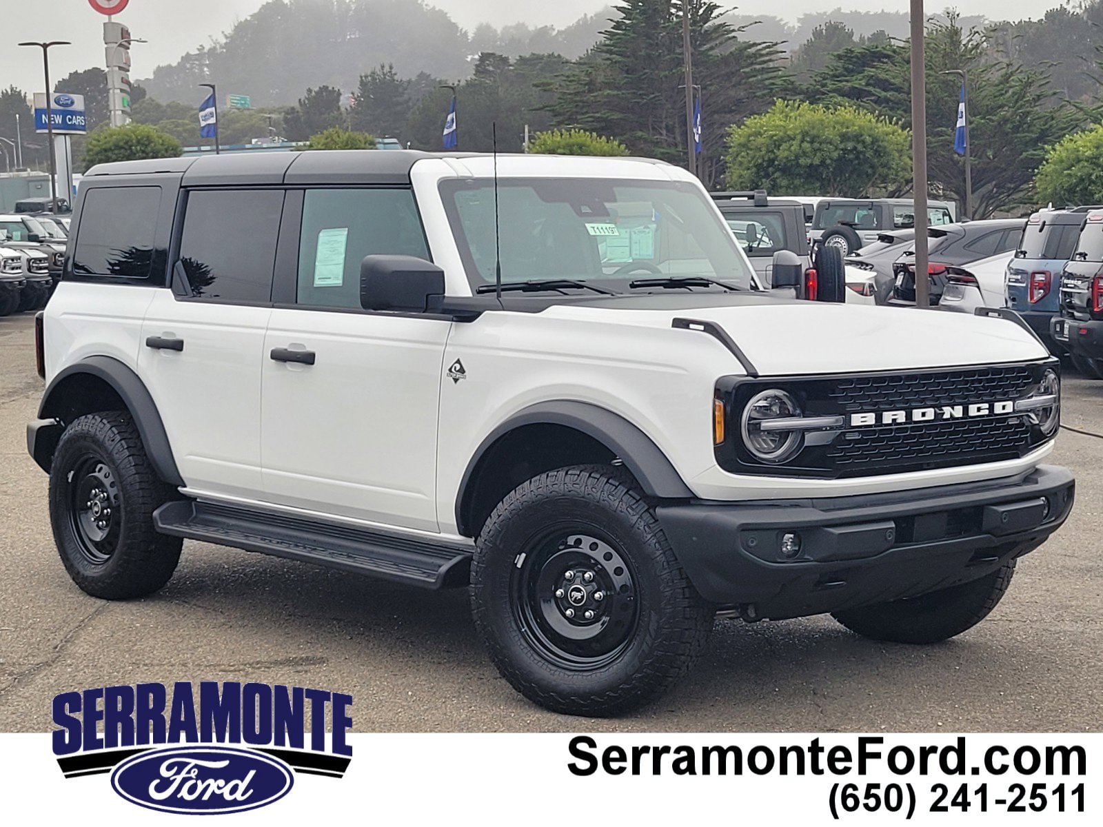 New 2026 Ford Bronco Outer Banks AWD/4WD image 1