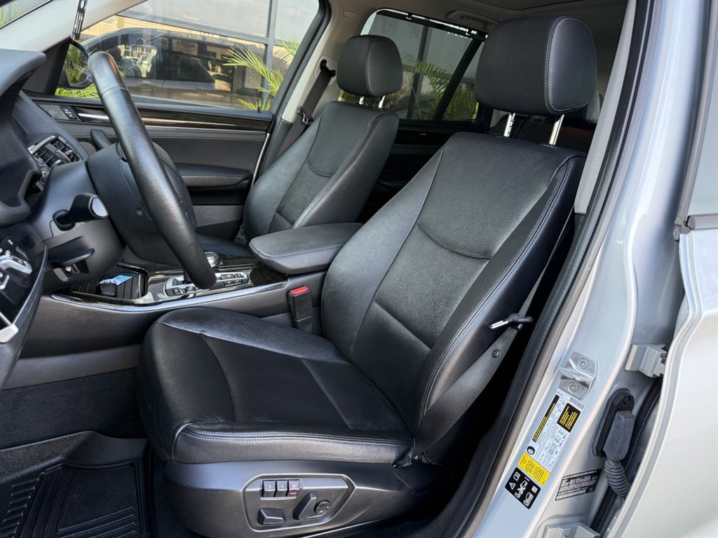 Used 2017 BMW X3 xDrive35i image 14