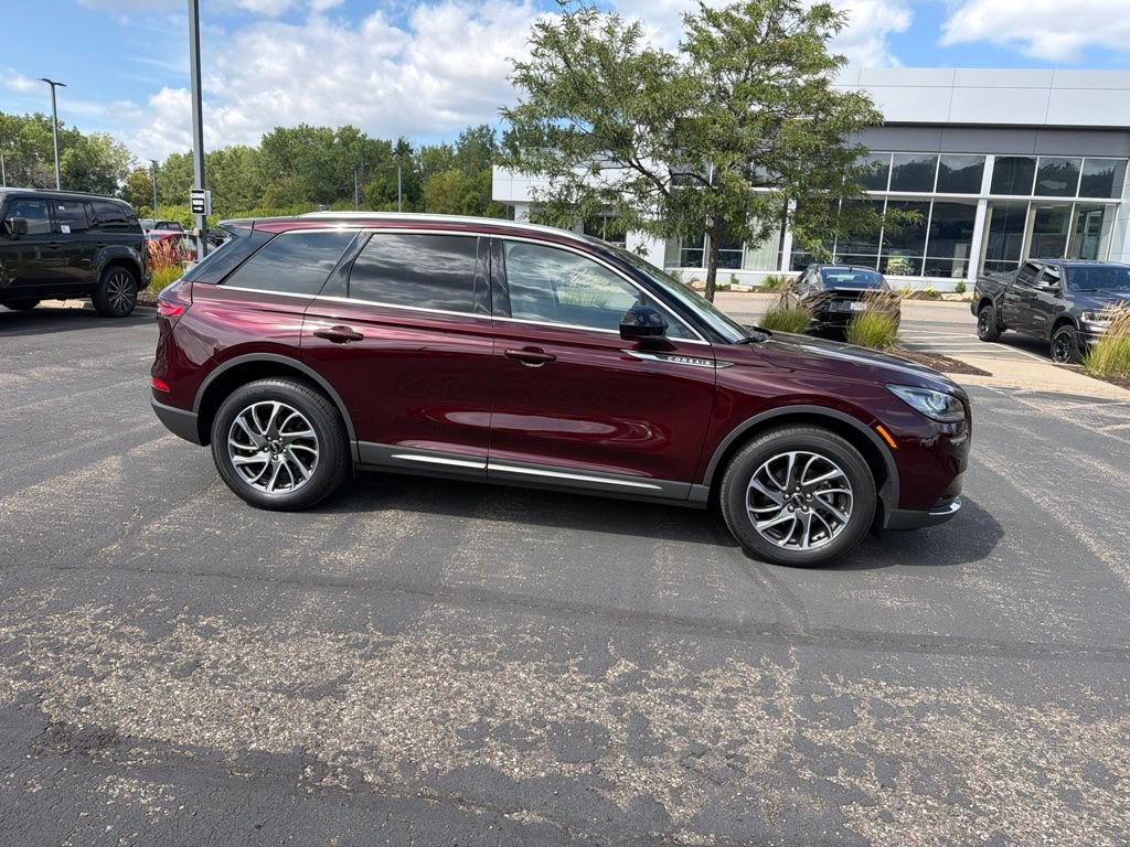 Used 2021 Lincoln Corsair AWD w/ Equipment Group 101A image 20