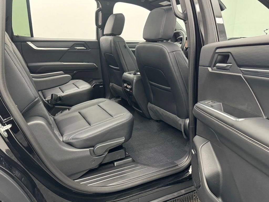 New 2026 GMC Acadia Elevation w/ Elevation Premium Package image 39
