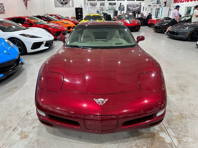 Used 2003 Chevrolet Corvette Coupe w/ Preferred Equipment Group RWD image 25