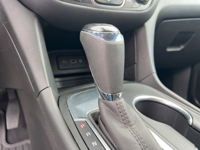 Used 2020 Chevrolet Equinox LT image 22