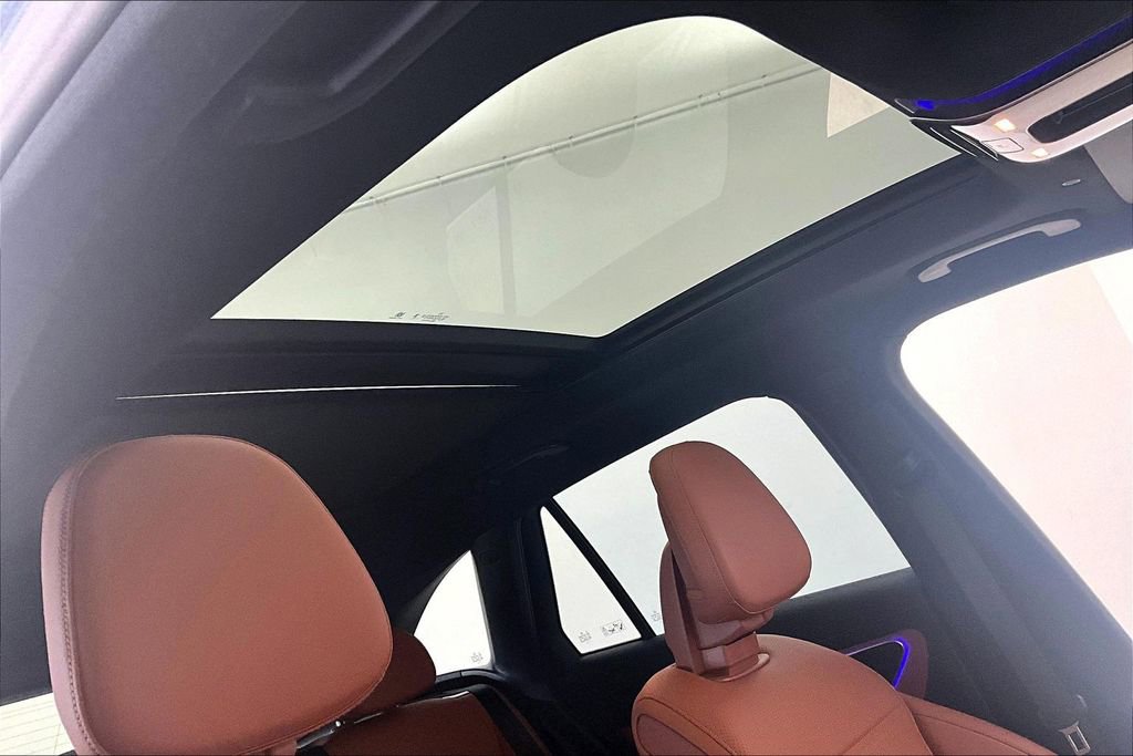 Used 2024 Mercedes-Benz GLC 300 image 22