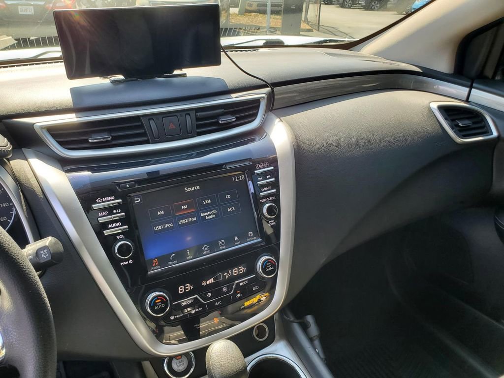 Used 2017 Nissan Murano S w/ Navigation Package image 25