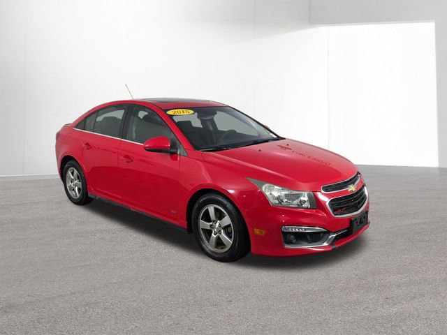 Used 2015 Chevrolet Cruze LT w/ Sun And Sound Package FWD image 12