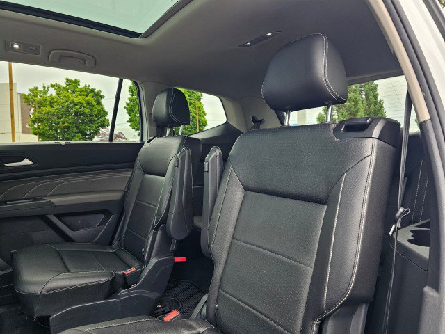 Used 2023 Volkswagen Atlas SEL AWD/4WD image 22