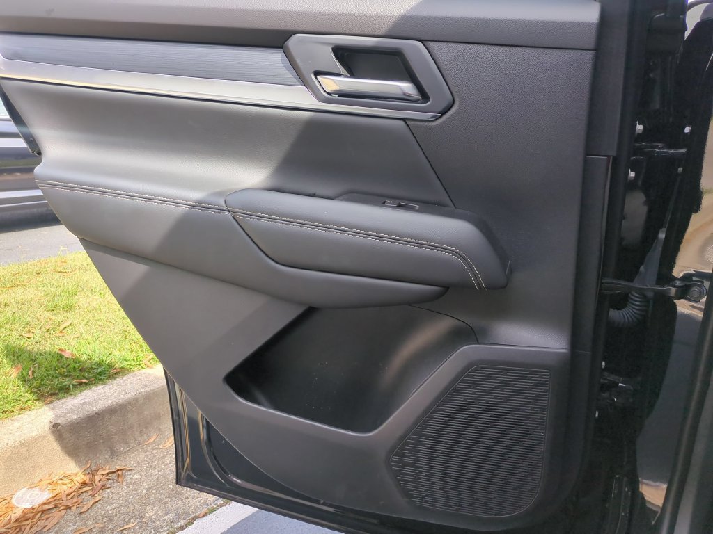 Used 2026 GMC Terrain Elevation FWD image 27