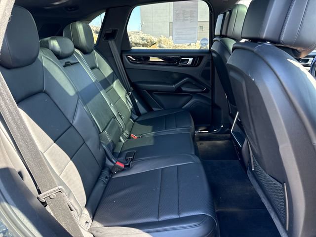 Used 2019 Porsche Cayenne AWD/4WD image 12