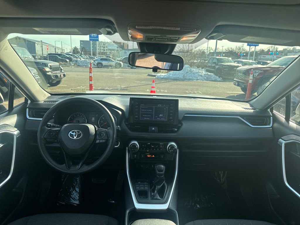 Used 2019 Toyota RAV4 XLE image 12