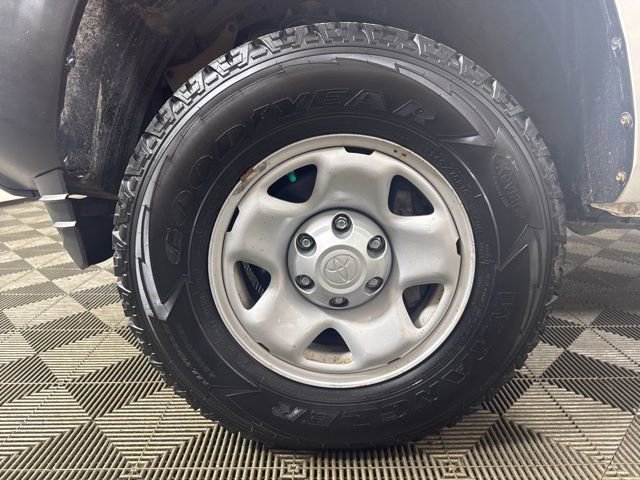 Used 2021 Toyota Tacoma SR RWD image 11